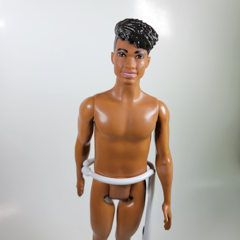 Mattel Barbie Fashionistas 114 FXL61 African American Ken Barbie Doll 2017